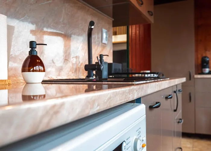 Apartamento уютна почивка *